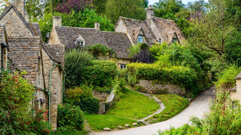 Step Back In Time With A Visit To This Charming English Countryside