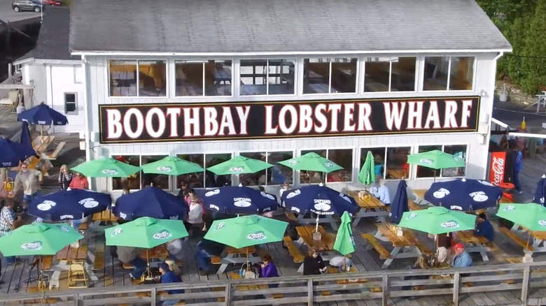 People dining at Boothbay Lobster Wharf