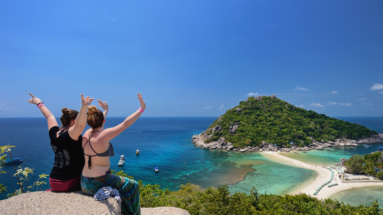 tourists at Koh Tao viewpoint 