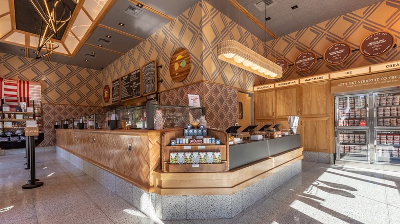 Salt & Straw interior