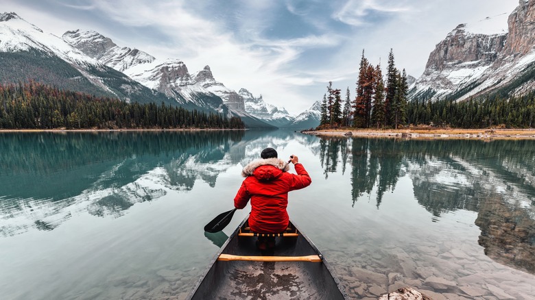 canoeing at Jasper National Park