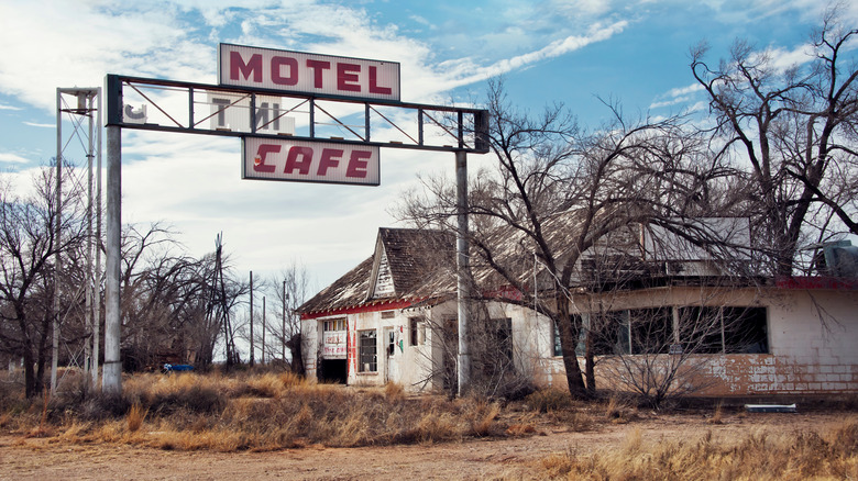 Abandoned town of Glenrio