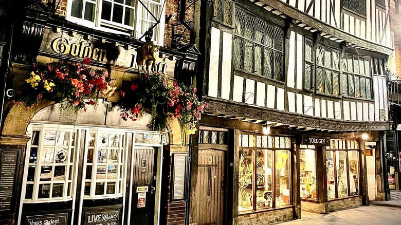 Golden Fleece haunted pub, York