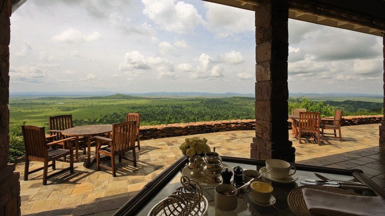 Singita Sasakwa lodge views