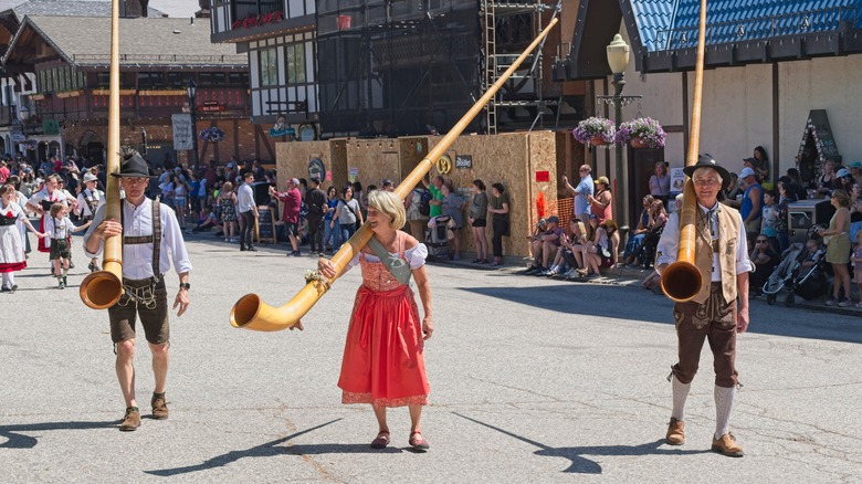 Leavenworth German parade