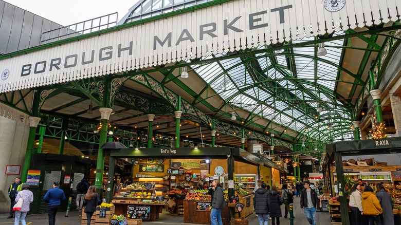 Entrance sign at Borough Market