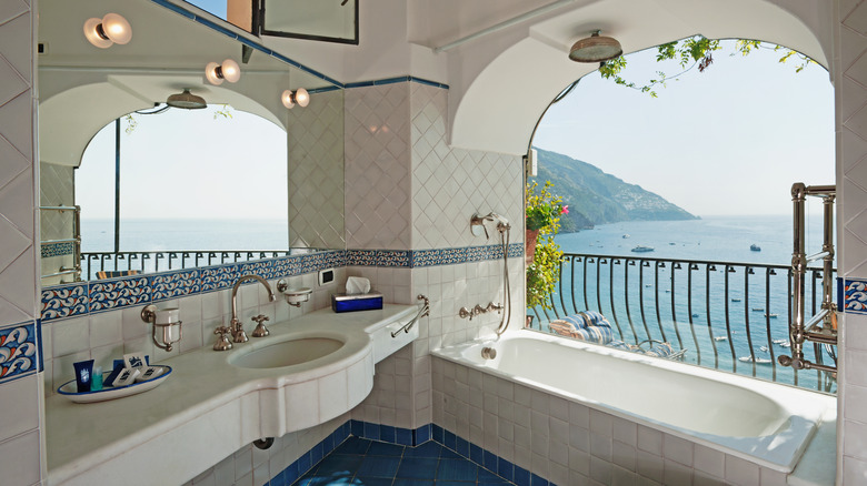 bathroom in Italy