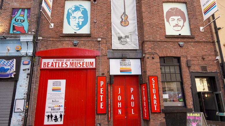 exterior Liverpool Beatles Museum