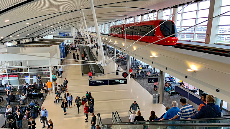 Shuttle in DTW terminal