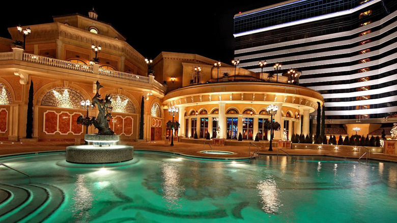 pool at Peppermill Resort 