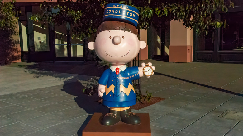 Charlie Brown statue Santa Rosa