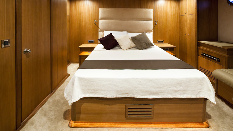 Interior cruise cabin