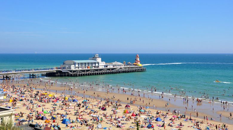 bournemouth beach and pier