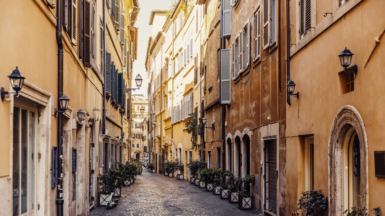 Side street in Rome