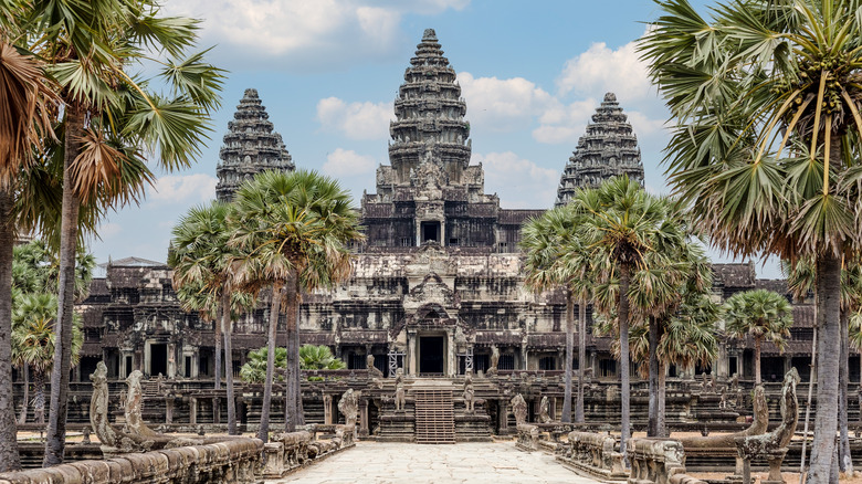 Angkor Wat temple ruins 