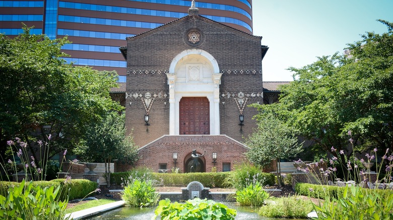 Outside the Penn Museum