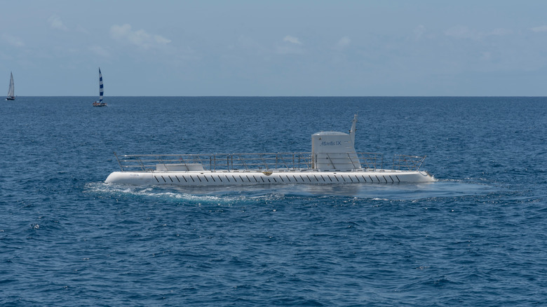 Atlantis submarine in Hawaii