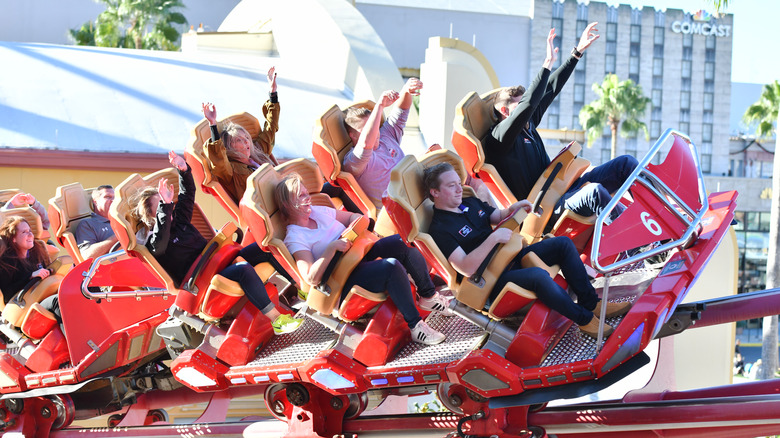 Passengers on Hollywood Rip Ride Rockit