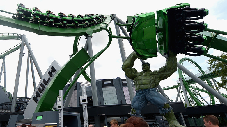 Hulk statue at Incredible Hulk Coaster