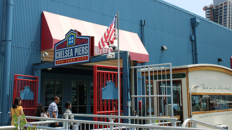 Entrance to Chelsea Piers