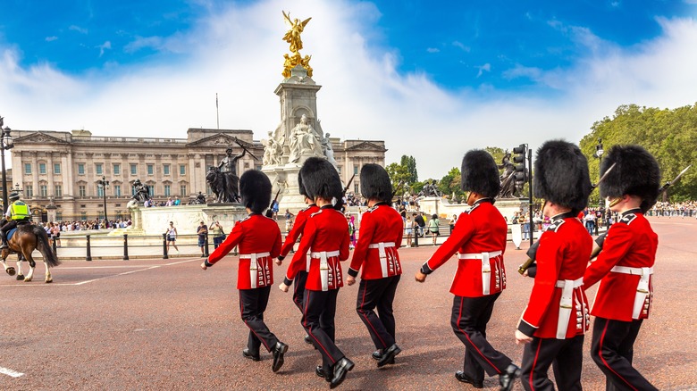 Changing the Guard, Buckingham Palace