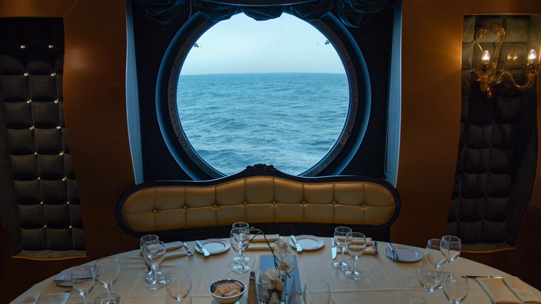 Cruise ship restaurant