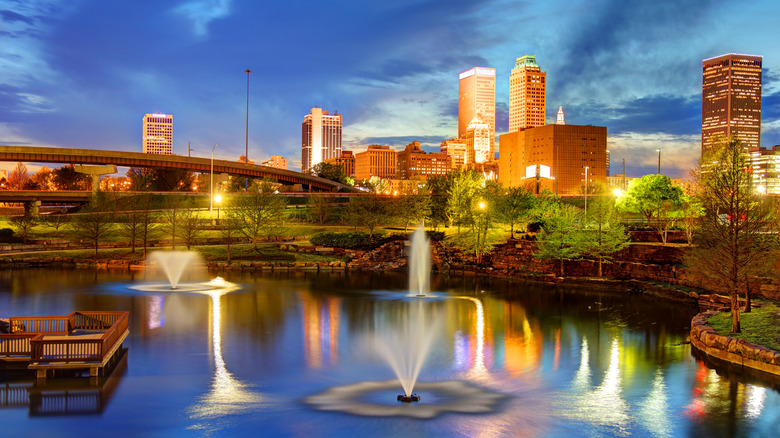 Tulsa fountain and skyline