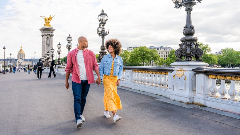 Couple walking in Paris