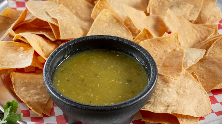 Tortilla chips and green salsa