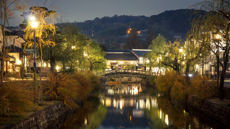 kurashiki at night