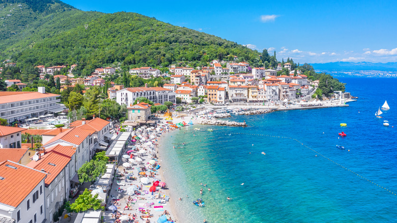 Coastal resorts in Croatia