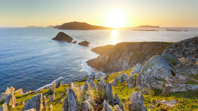 scenic sunset on Dingle Peninsula 