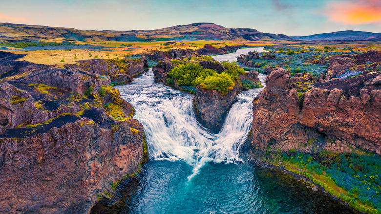 Hjalparfoss in Iceland