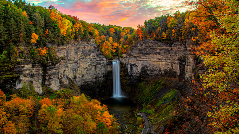 Taughannock Falls in the autumn