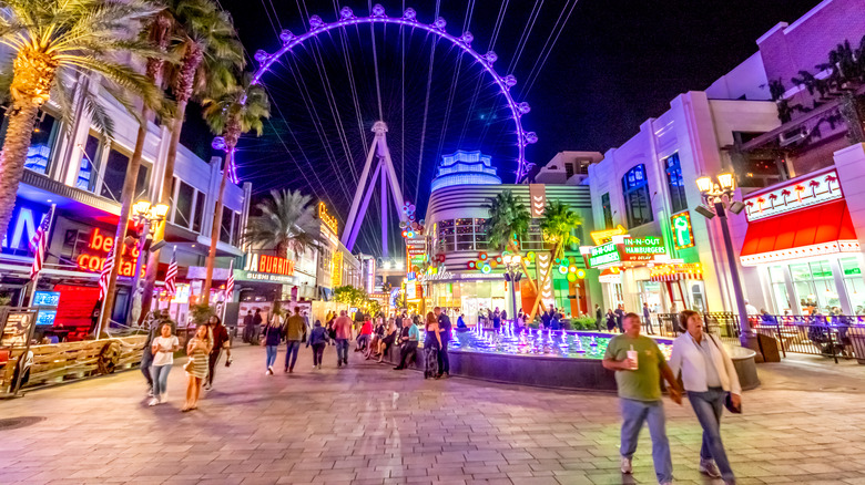 tourists in Las Vegas