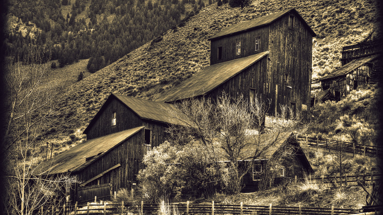 Structures in an Idaho ghost town on a mountainside