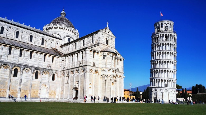 leaning tower of pisa by church