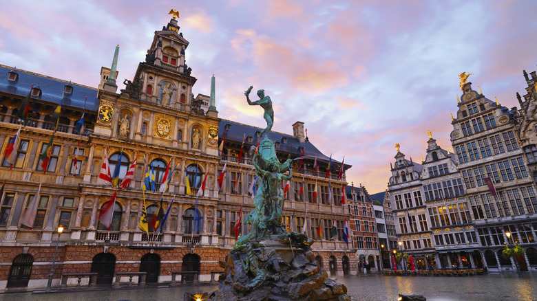 Grote Markt Square in Antwerp, Belgium