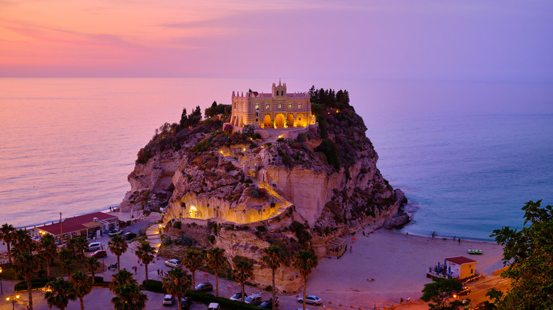 Beach and castle in Calabria