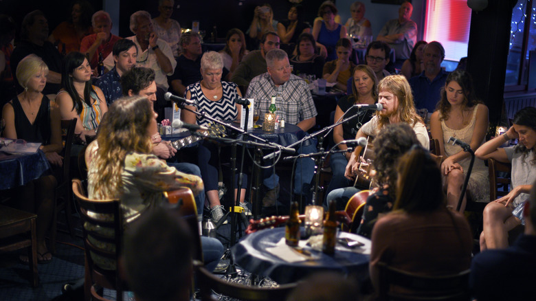 Bluebird Cafe audience In the Round performance