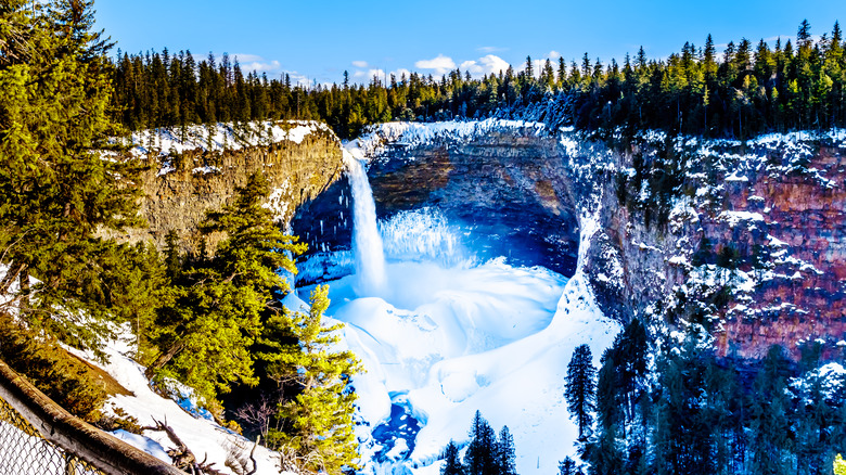 Helmcken Falls with ice cone