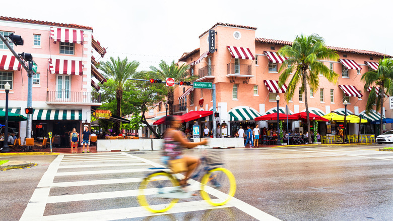 bicycle on Espanola Way