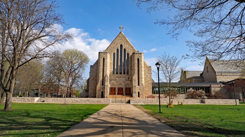 the St. Olaf College campus