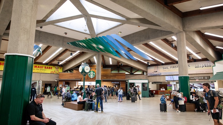 Kahului Airport terminal in Hawaii