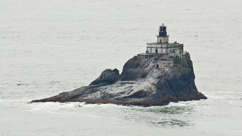 Tillamook Rock Lighthouse (Tillamook, Oregon)