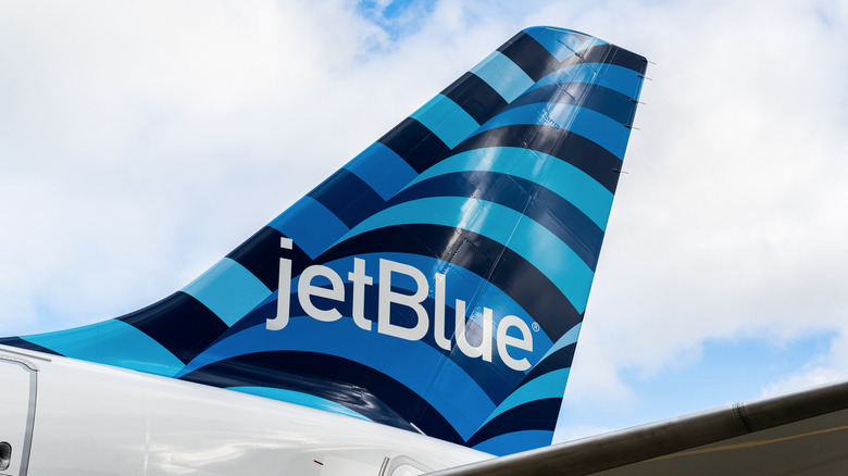 JetBlue plane tail 