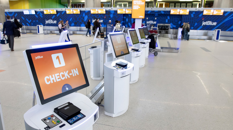 JetBlue check-in terminals
