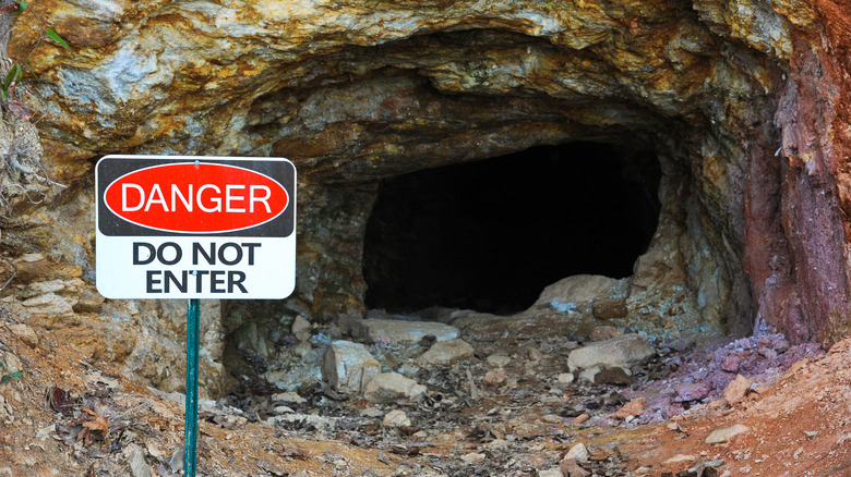 Dangerous cave entrance 