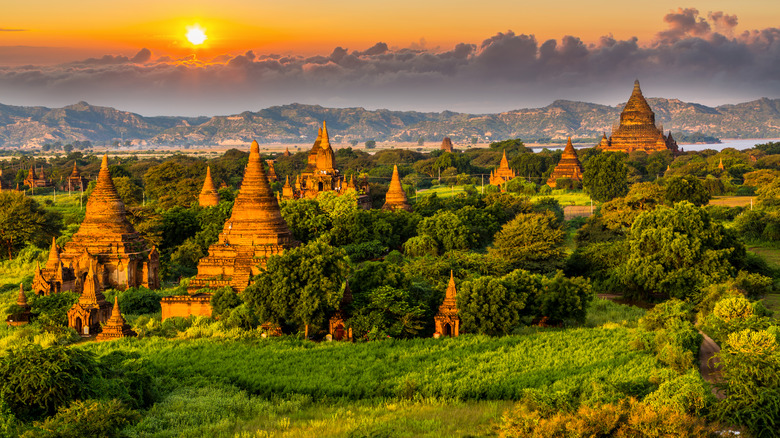 Temples in Myanmar (Burma) 