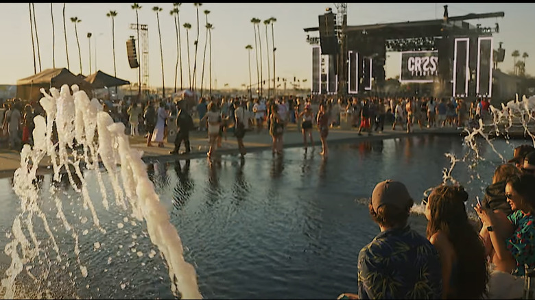 Festival goers in Waterfront Park